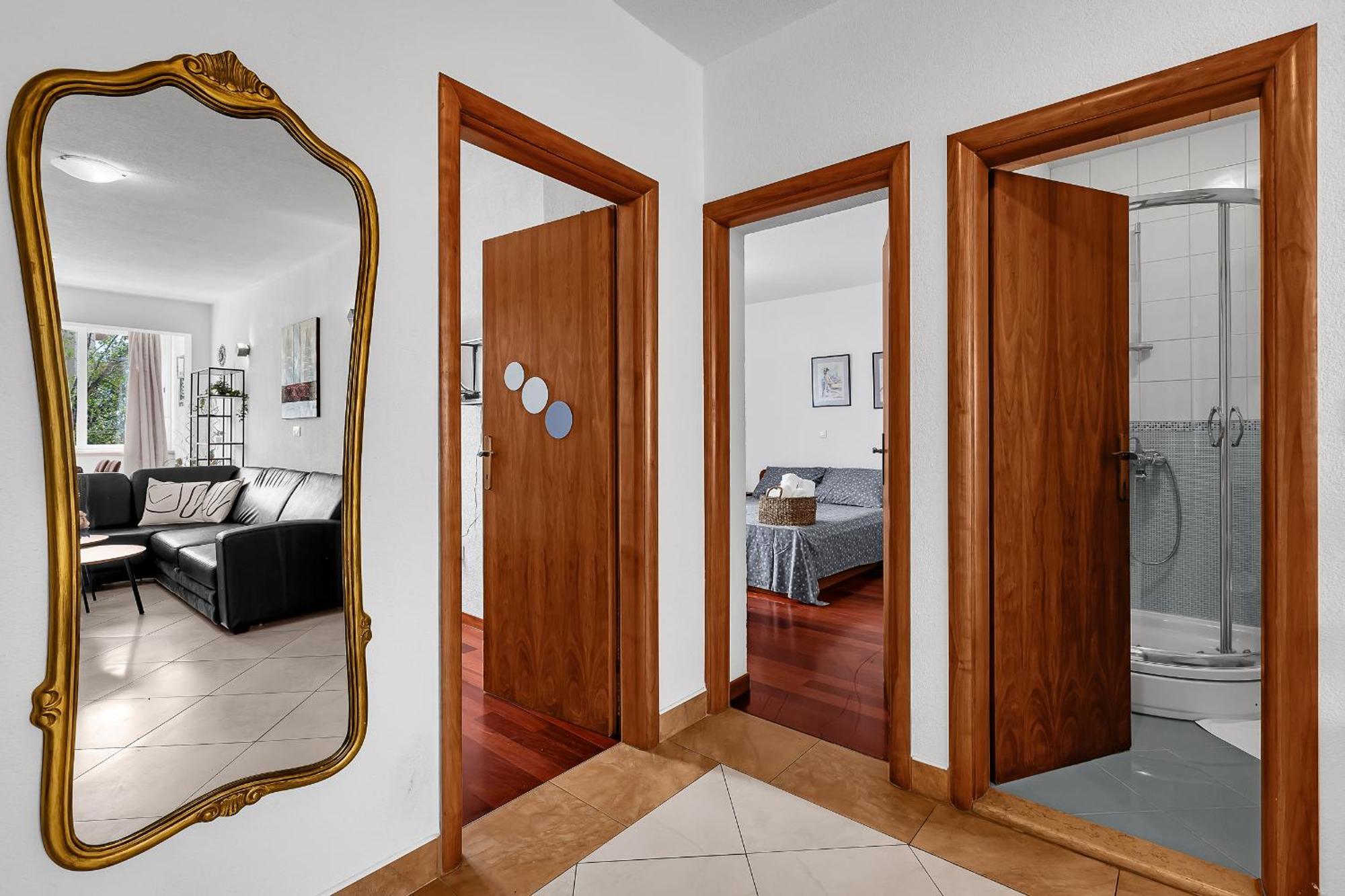 Apartment Lov&Mar With Parking Makarska Exterior foto